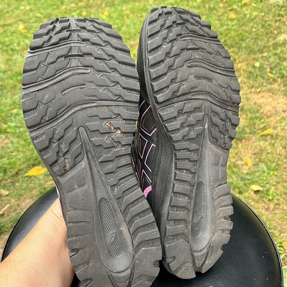 ASICS Women's Trail Running Shoes, Trail Scout 3, Black and Pink Athletic Shoes - Picture 10 of 10